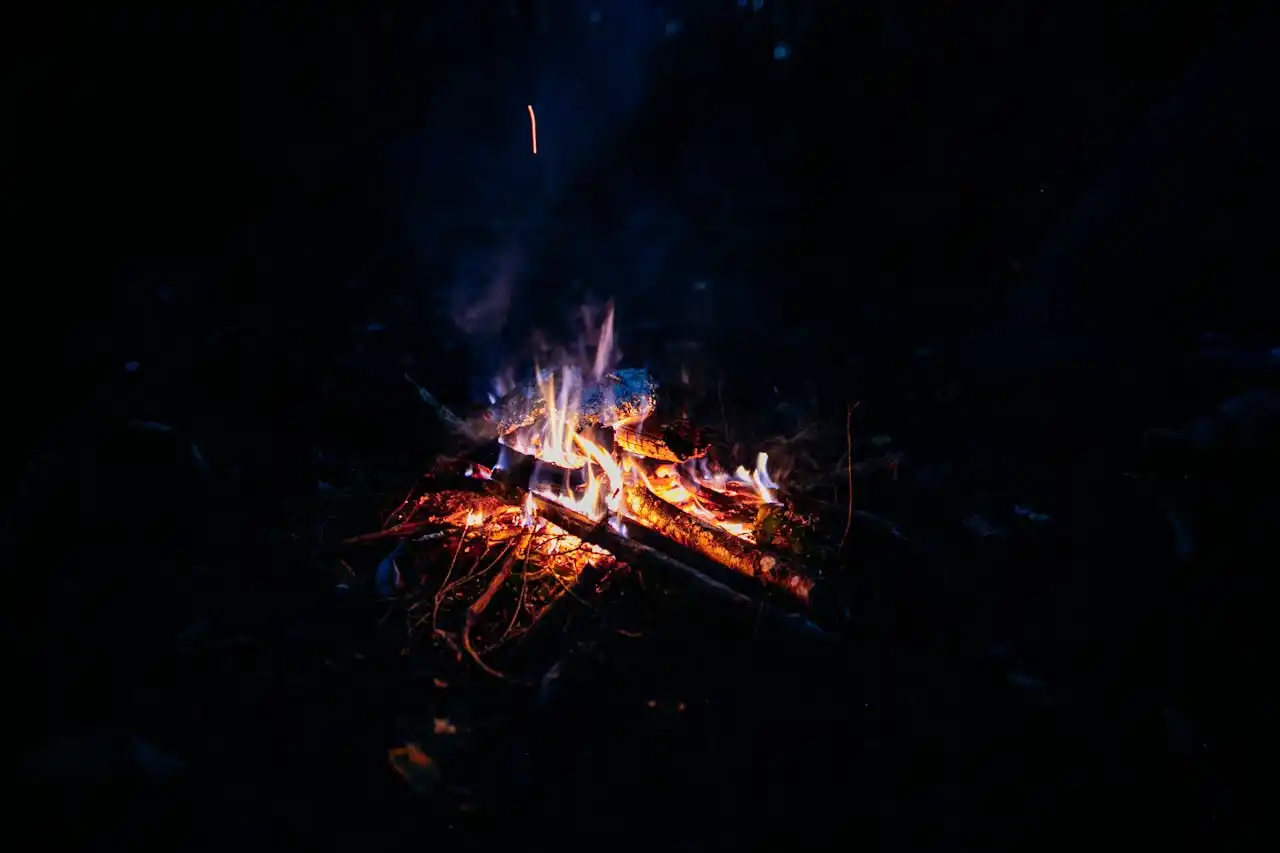 Campfire in Wadi Rum - Photo 3